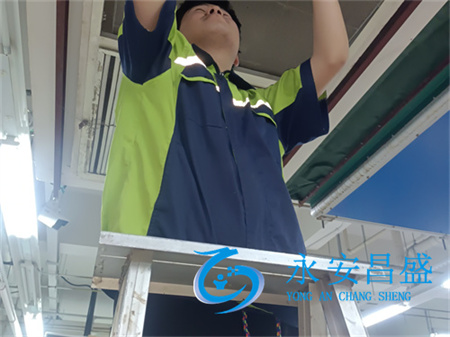 專業(yè)螺桿空調保養(yǎng)維修方法 讓中央空調持久運行