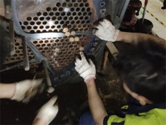 中央空調(diào)冷水機(jī)組管道破裂，永安昌盛專業(yè)維修上門服務(wù)